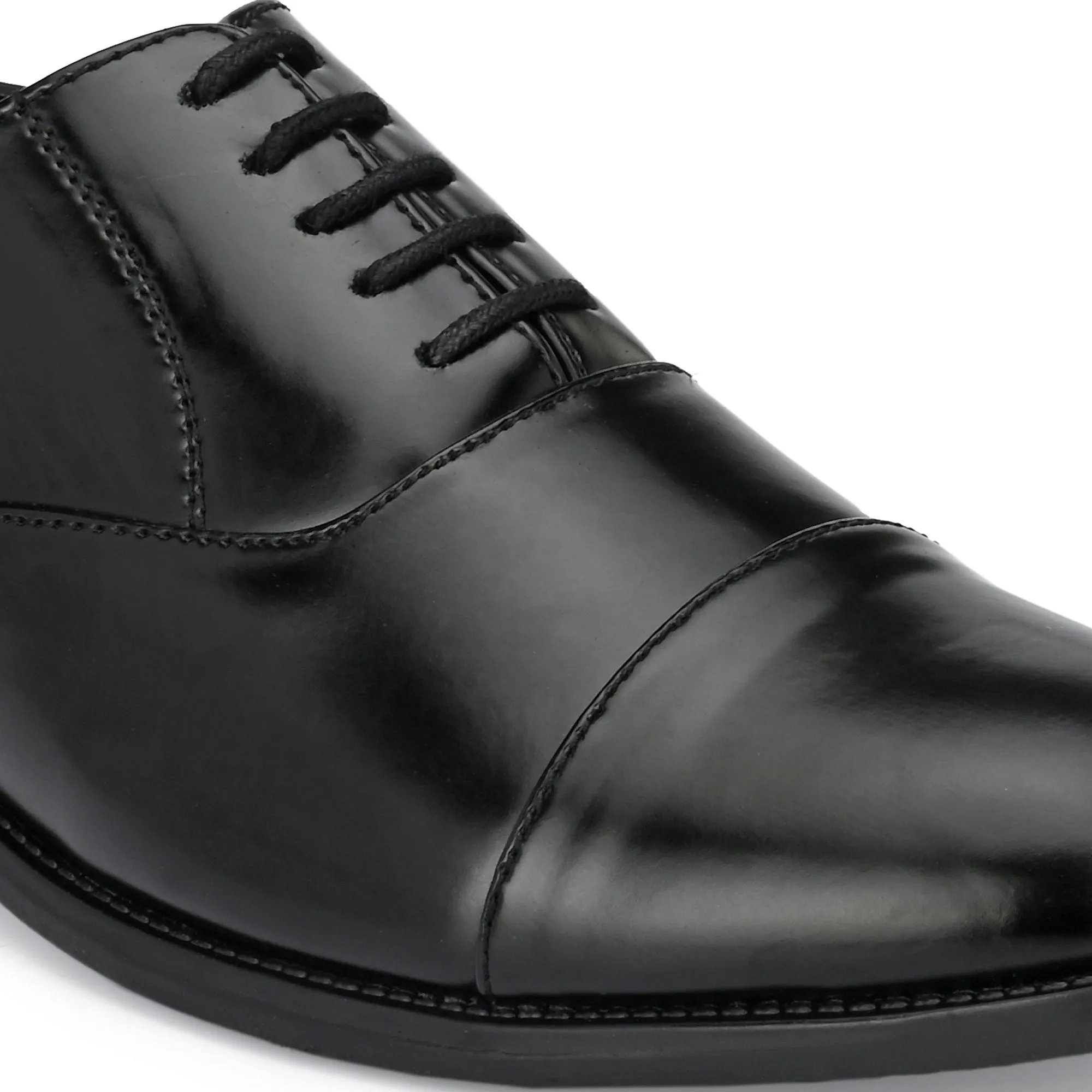 Attitudist Unisex Handcrafted Oxford Black Plain Formal Laceup Derby Shoes With Cap Toe