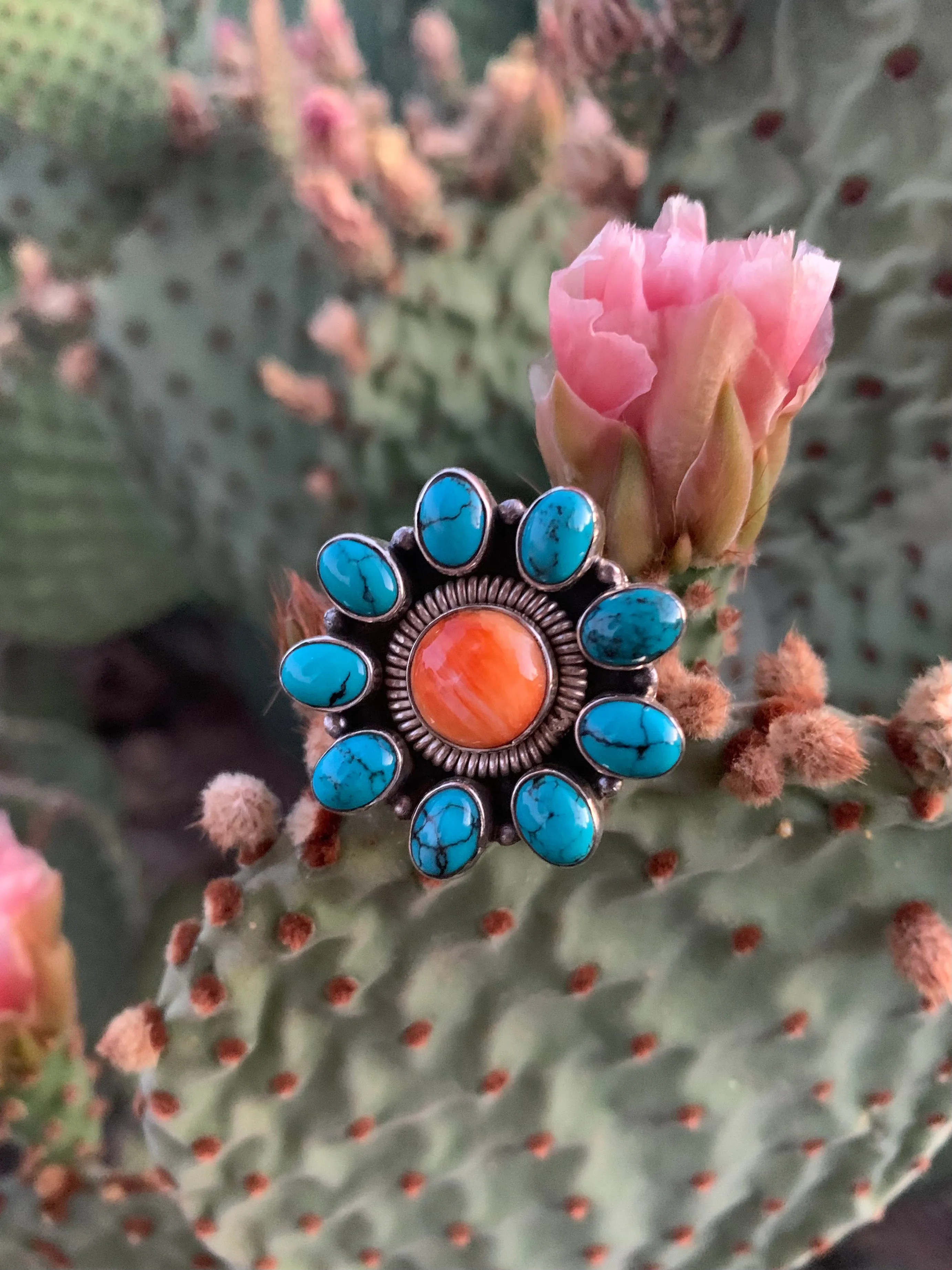 Cluster of Spiny Oyster & Turquoise ring size 7 1/2