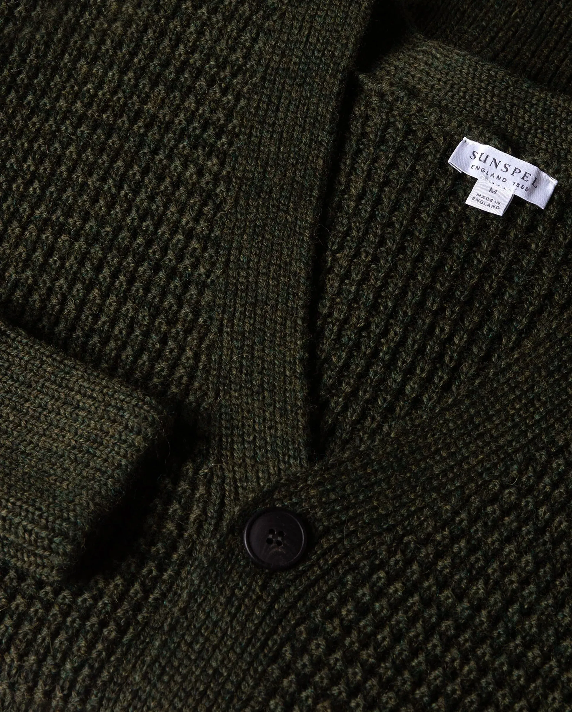 FISHERMAN CARDIGAN / DARK OLIVE