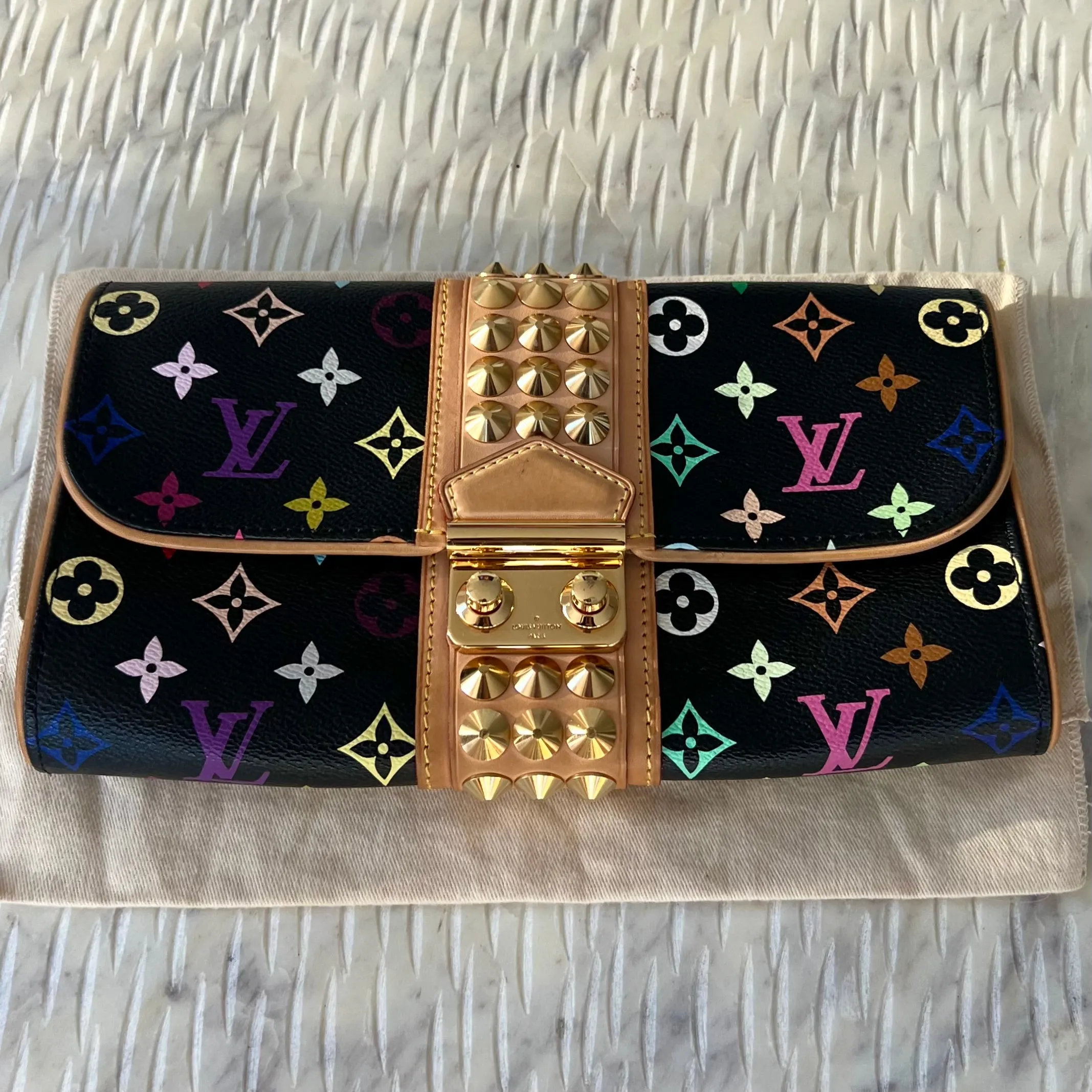 Louis Vuitton Courtenay Clutch