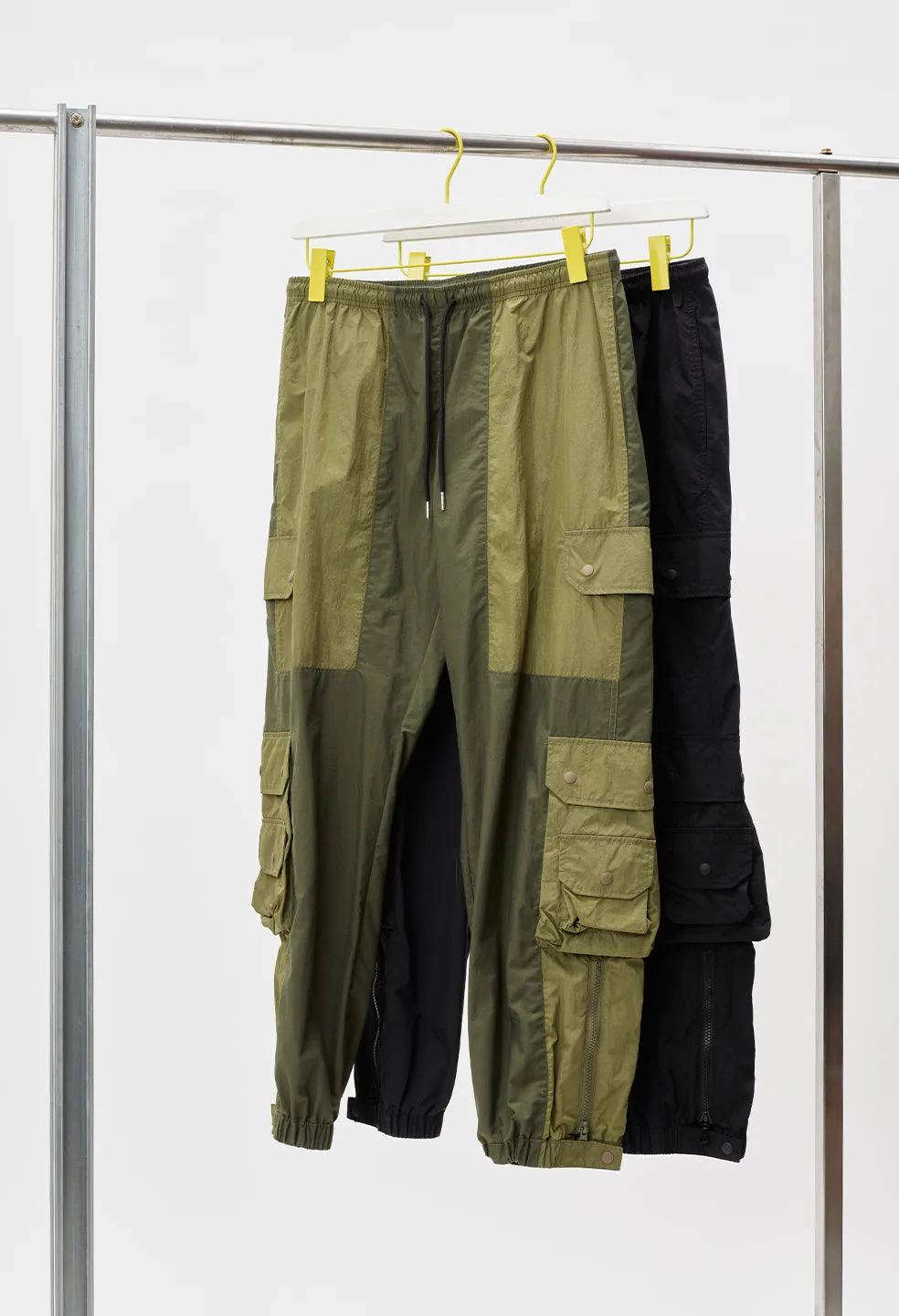 Paneled Nylon Cargo Pants / Olive